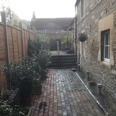 The Jolly Huntsman Chippenham (Wiltshire) Exterior foto