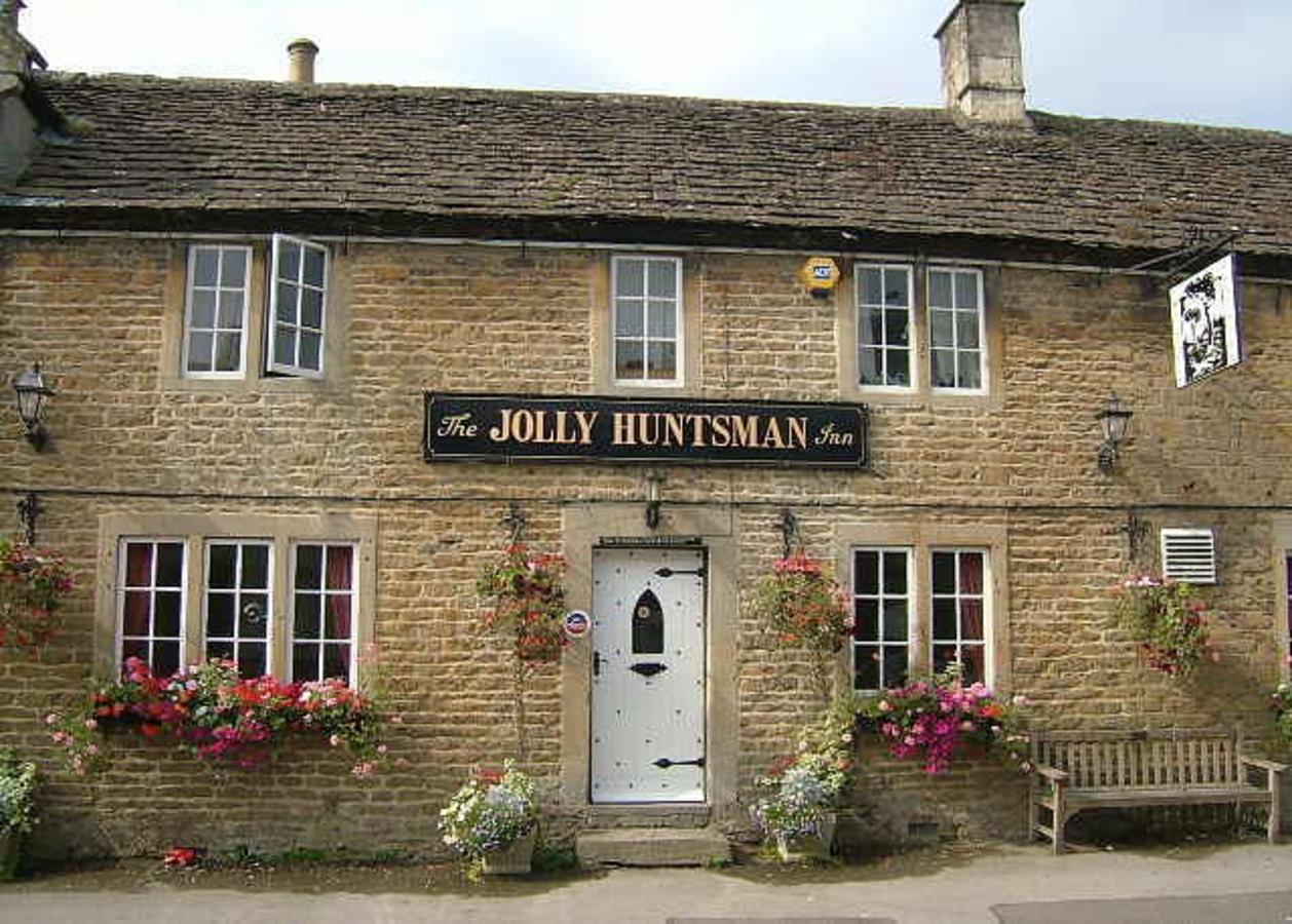 The Jolly Huntsman Chippenham (Wiltshire) Exterior foto