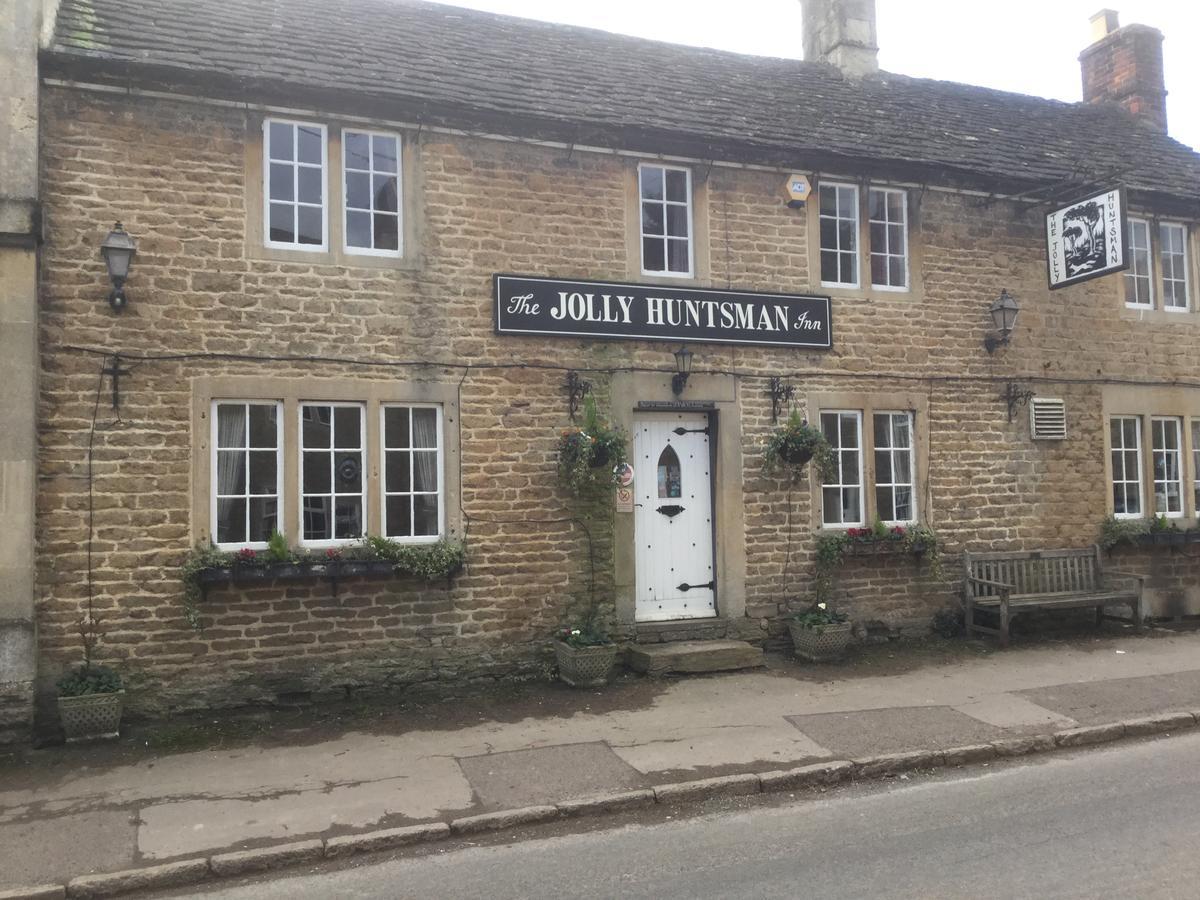 The Jolly Huntsman Chippenham (Wiltshire) Exterior foto